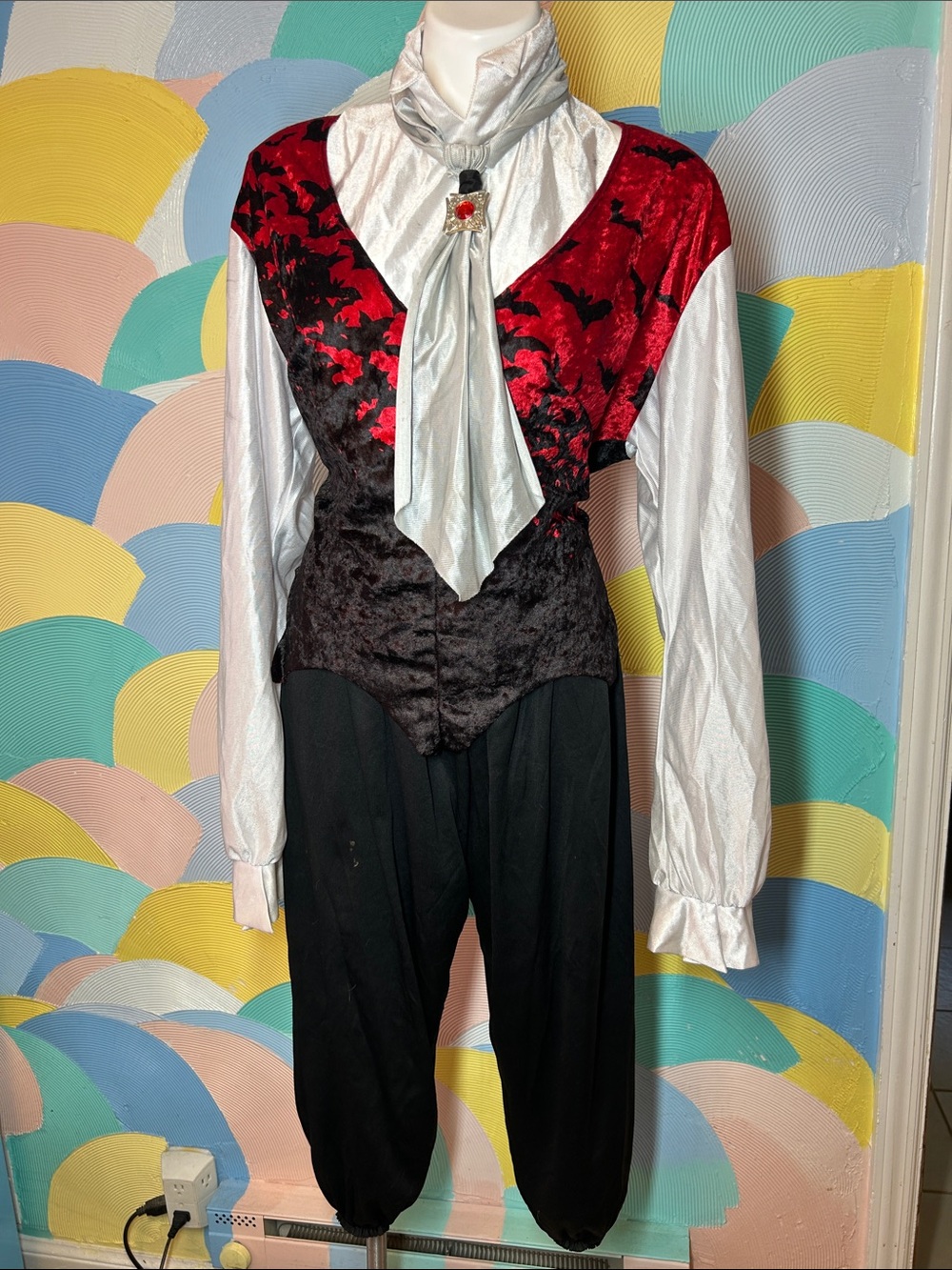 California Costume Vintage-Inspired Women's Vampire Velvet Jumpsuit sz XL